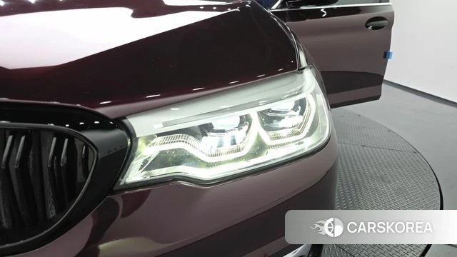 BMW 5 Series (G30) id 4708177 из Кореи 14
