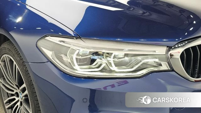 BMW 5 Series (G30) id 4633223 из Кореи 14