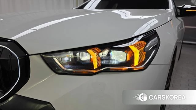 BMW 5 Series (G60) id 4427355 из Кореи 14