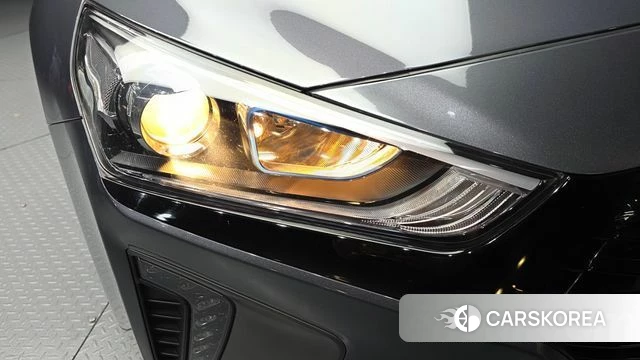 Hyundai Ionic Hybrid id 4521060 из Кореи 14
