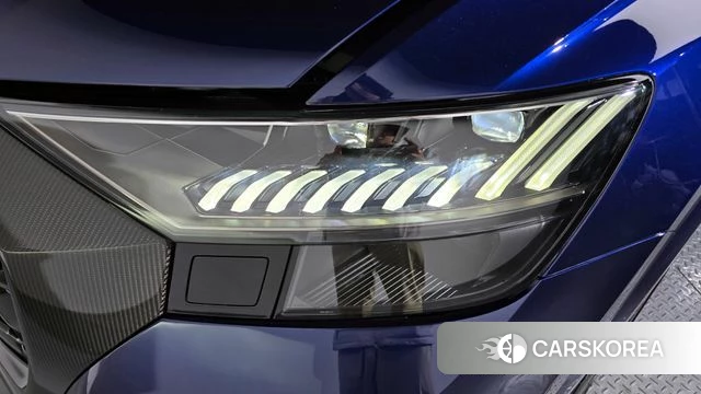 Audi RSQ8 (4M) id 4361943 из Кореи 14
