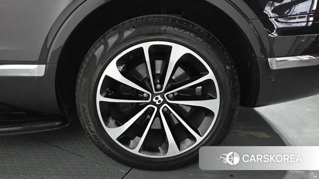 Bentley Bentayga id 4563172 из Кореи 14