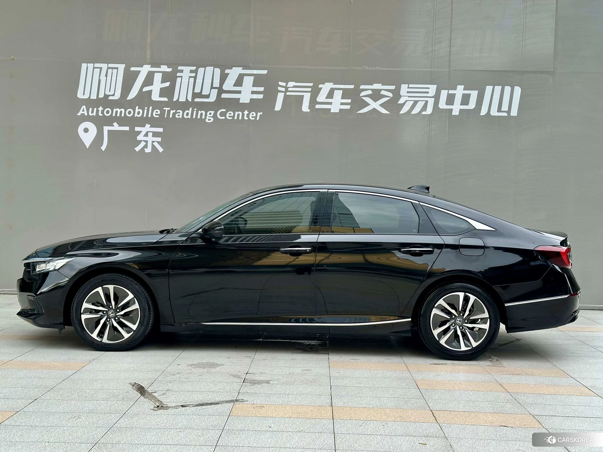 Honda Accord id 4452933 из Китая 14