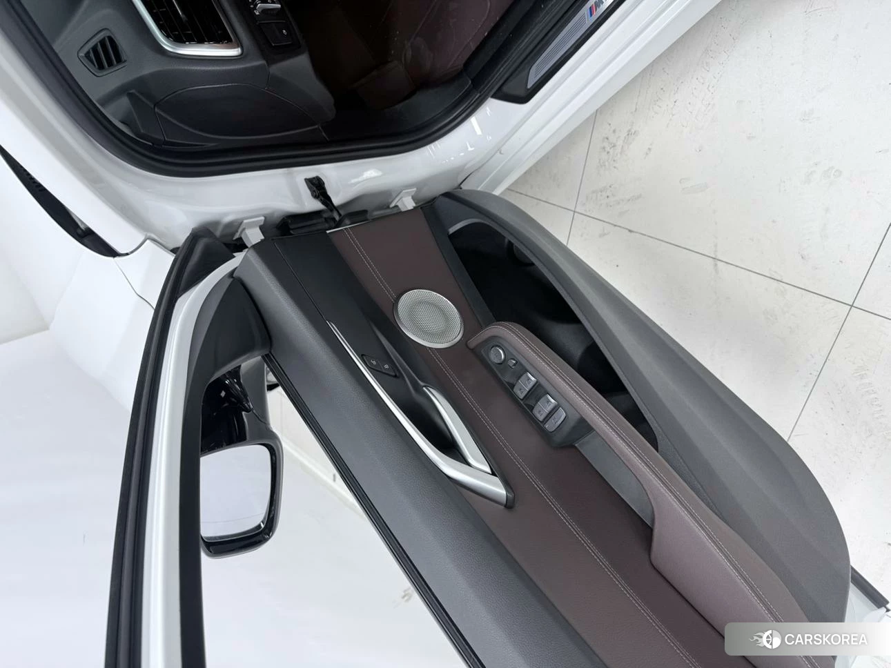 BMW 1 series id 4514828 из Китая 14