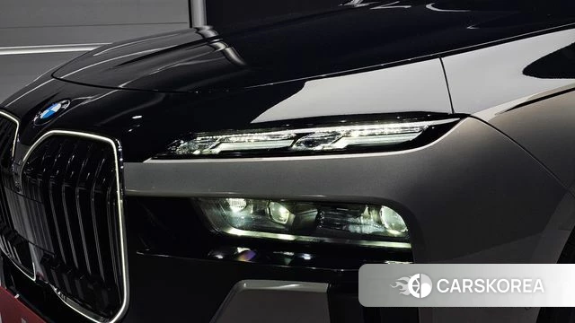 BMW 7 Series (G70) id 4691161 из Кореи 14