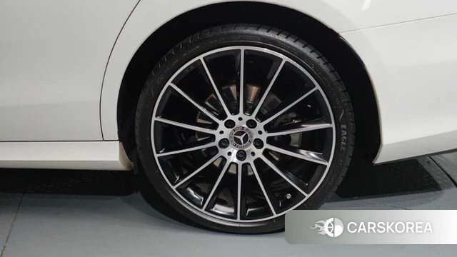 Mercedes-Benz E-Class W213 id 4223296 из Кореи 14