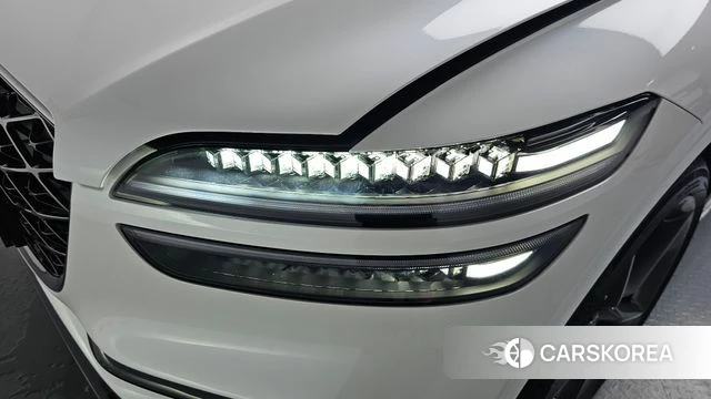 Genesis GV70 id 4670016 из Кореи 14