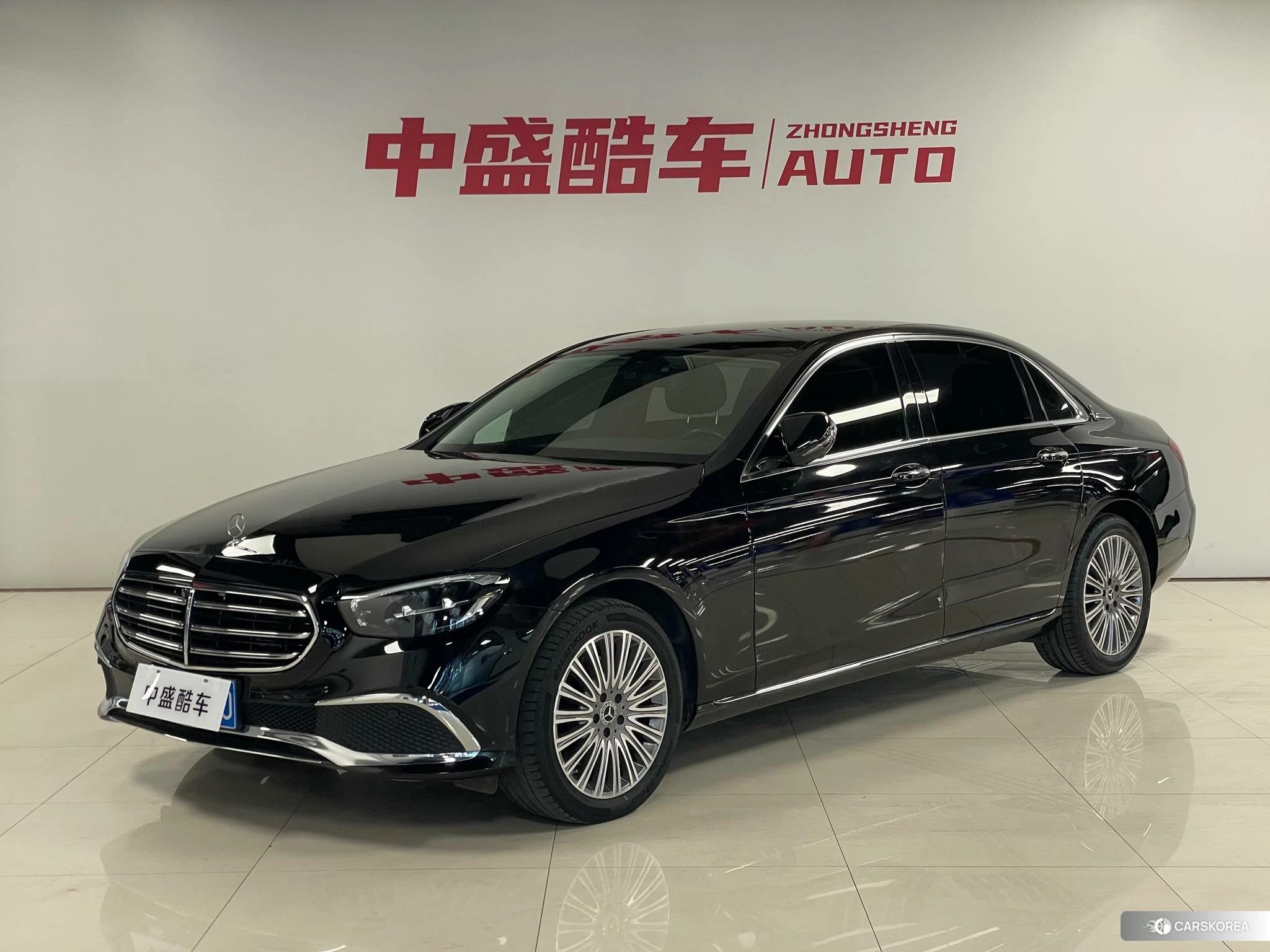 Mercedes-Benz E-Class id 4504716 из Китая 14