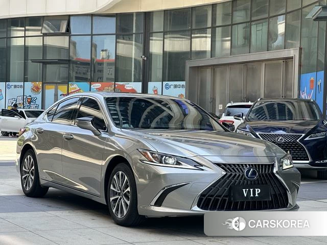 Lexus ES id 4220878 из Китая 14