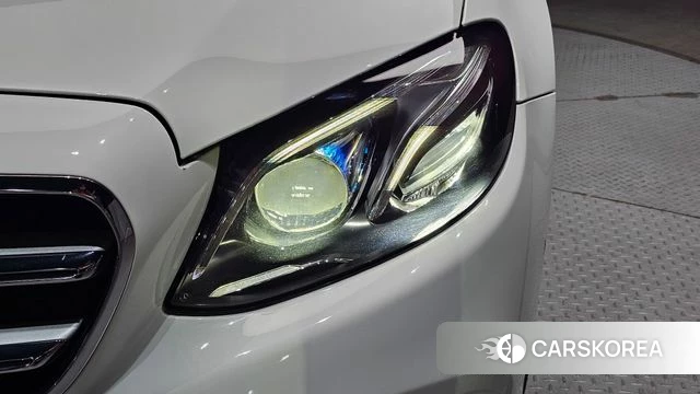 Mercedes-Benz E-Class W213 id 4496988 из Кореи 14