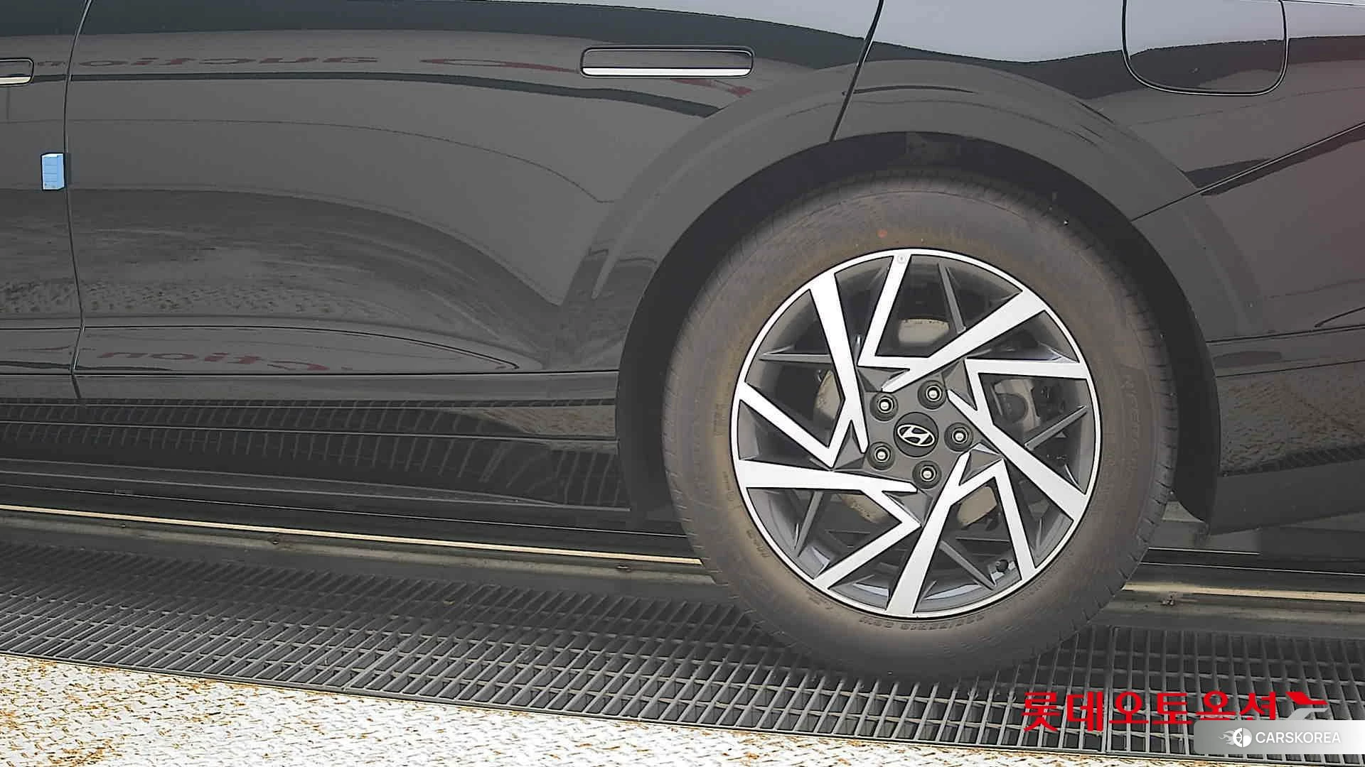 Hyundai Grandeur Hybrid id 4679307 из Кореи 14