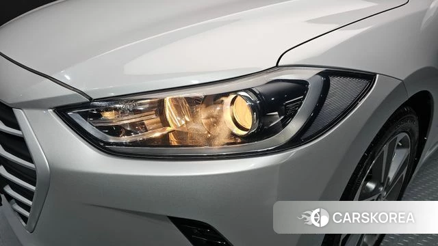 Hyundai Avante AD id 4417425 из Кореи 14