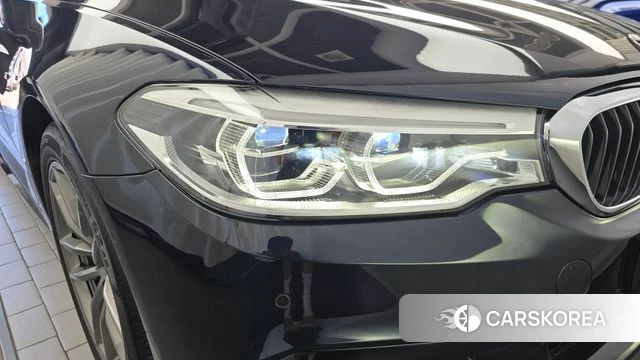 BMW 5 Series (G30) id 4918950 из Кореи 14