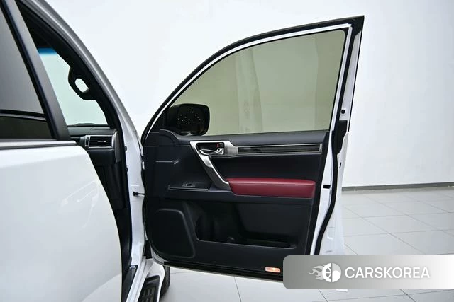 Lexus GX id 4262497 из Китая 14