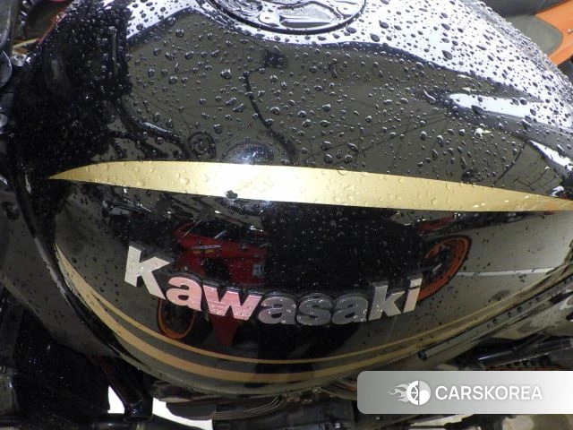 Kawasaki Z900RS id 4193878 из Японии 14