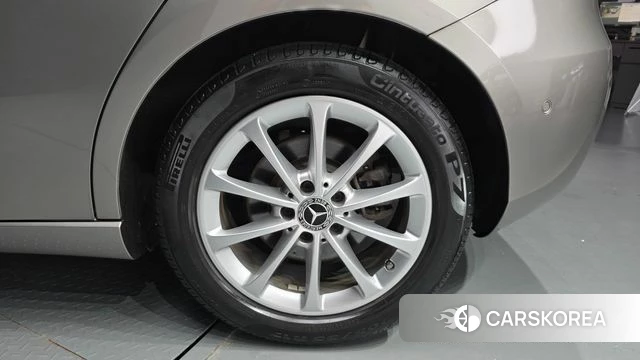 Mercedes-Benz A-Class W177 id 4722287 из Кореи 14