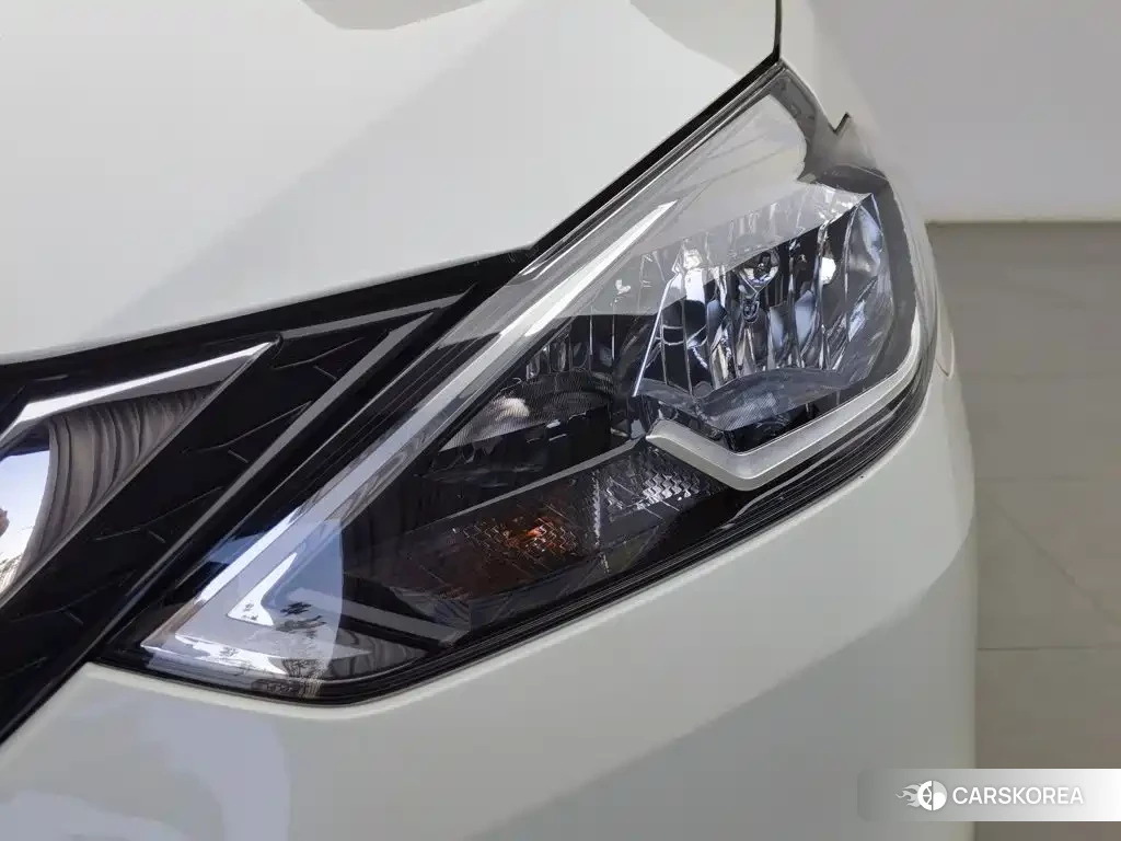 Nissan Sylphy id 4628963 из Китая 14