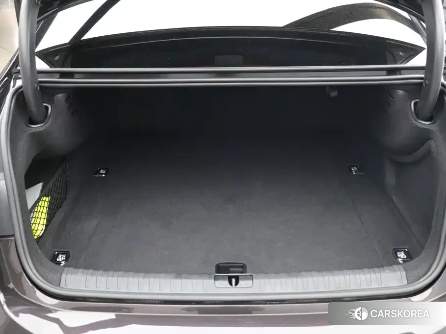 Audi A7L id 4601926 из Китая 14