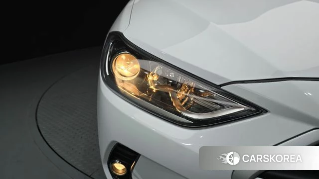Hyundai Avante AD id 4502786 из Кореи 14