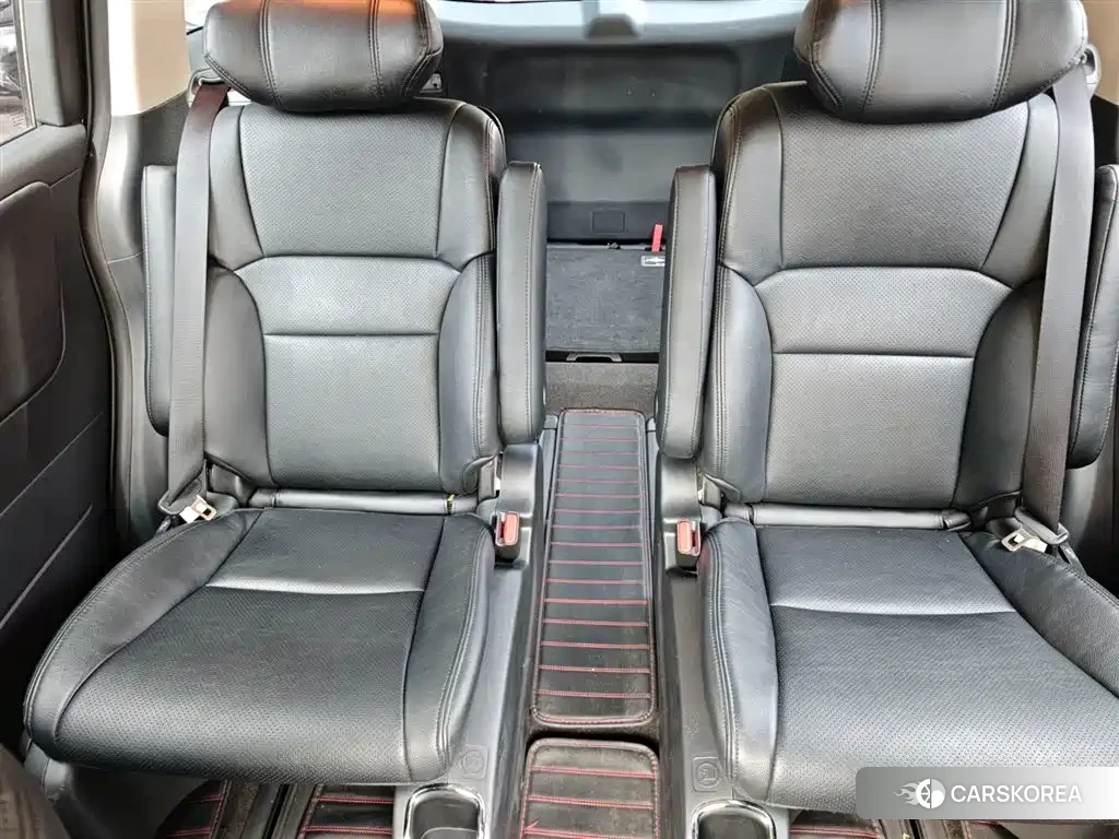 Honda Odyssey id 4548048 из Китая 14