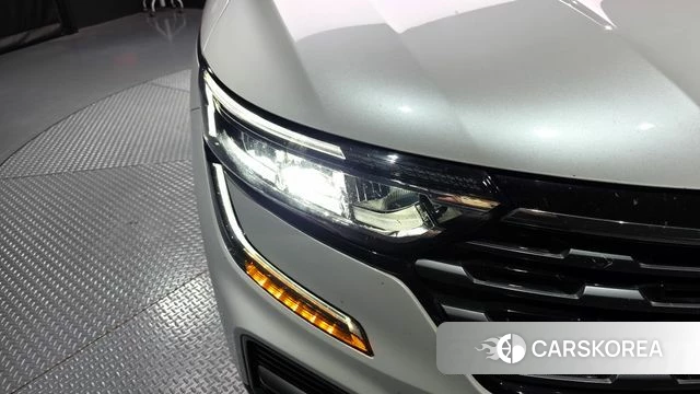 Renault Korea (Samsung) The New QM6 id 4408572 из Кореи 14