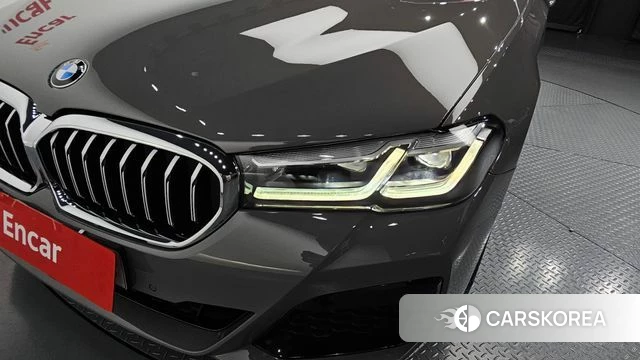 BMW 5 Series (G30) id 4223909 из Кореи 14