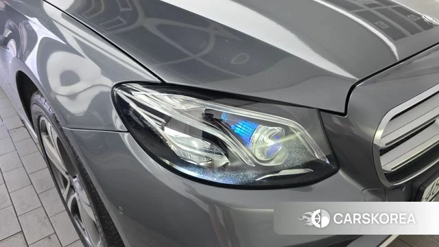 Mercedes-Benz E-Class W213 id 4667657 из Кореи 14