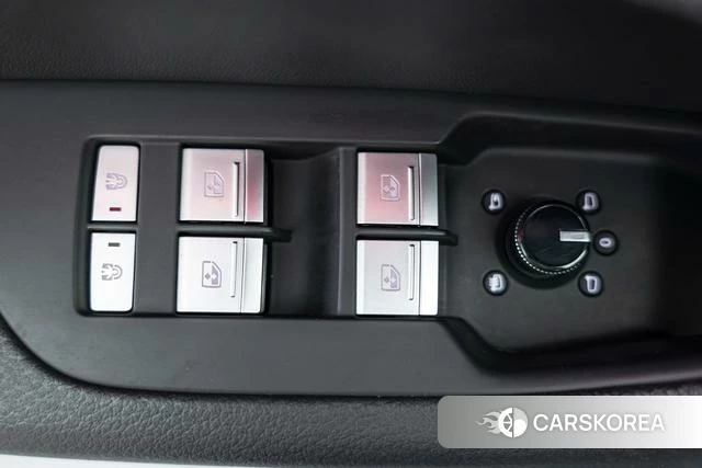 Audi A6L id 4300996 из Китая 14