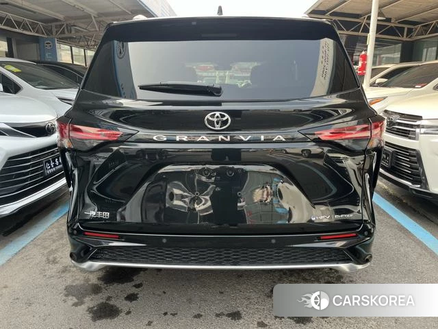 Toyota Grevia id 4261227 из Китая 14