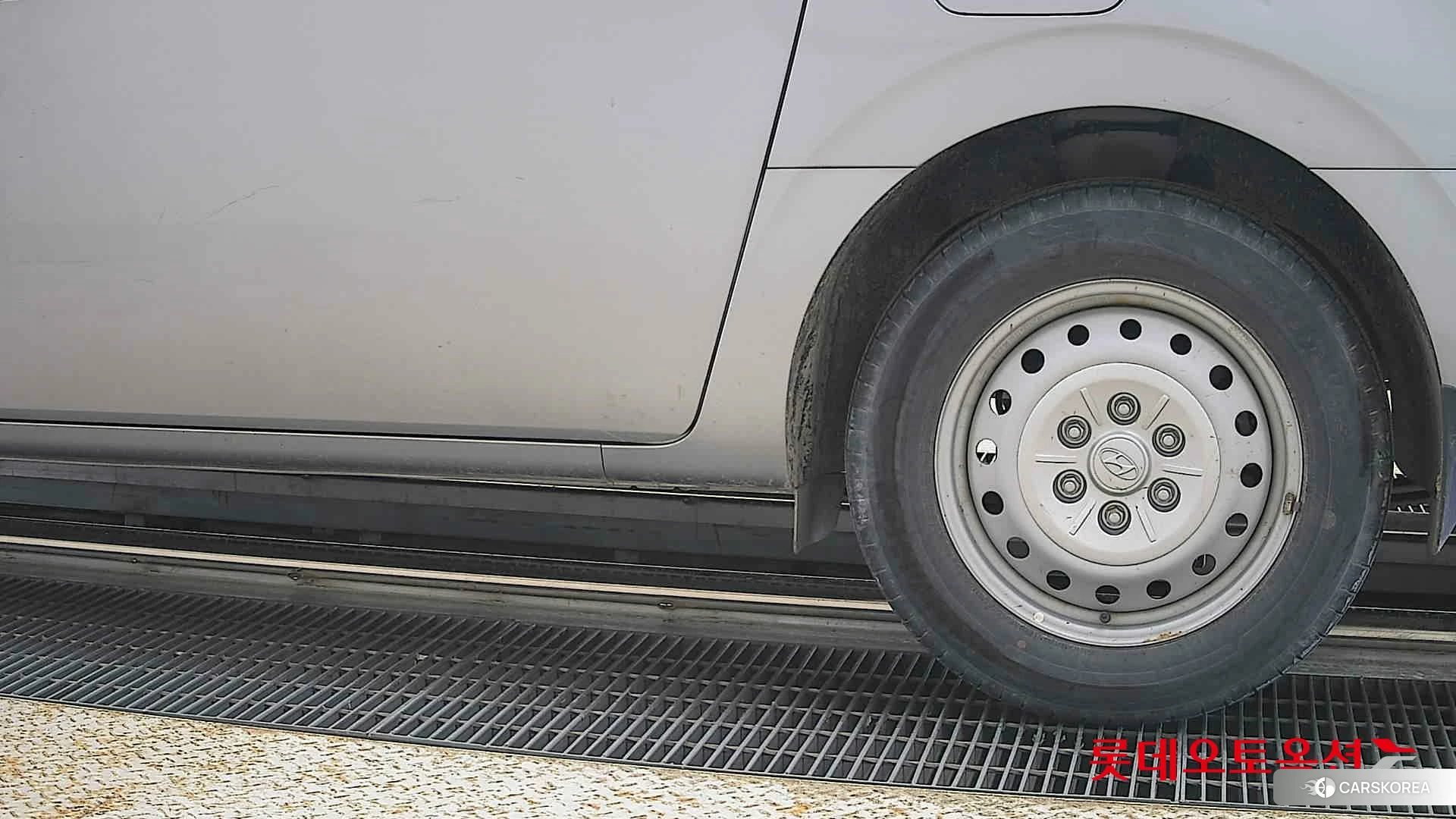 Hyundai Staria id 4296745 из Кореи 14
