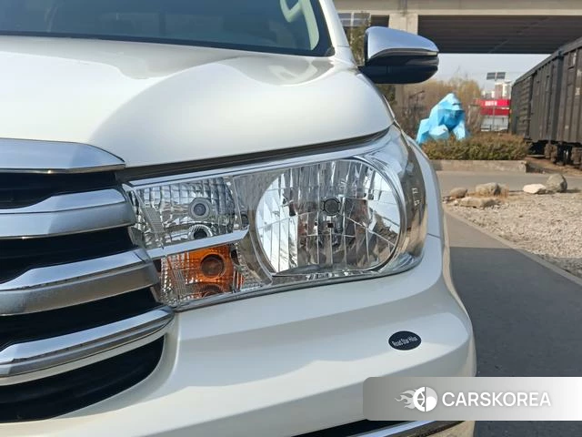 Toyota Hilux id 4235048 из Китая 14