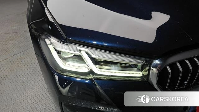 BMW 5 Series (G30) id 4388982 из Кореи 14
