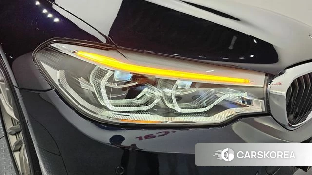 BMW 5 Series (G30) id 4447127 из Кореи 14