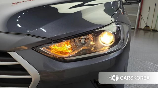 Hyundai Avante AD id 4397992 из Кореи 14
