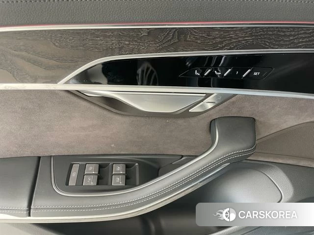 Audi A8 id 4213804 из Китая 14
