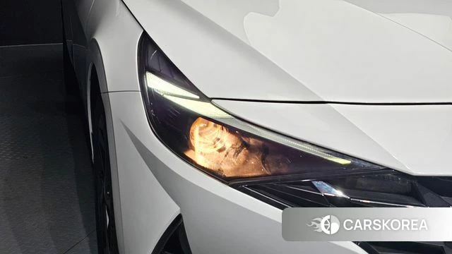 Hyundai Avante Hybrid (CN7) id 4603210 из Кореи 14