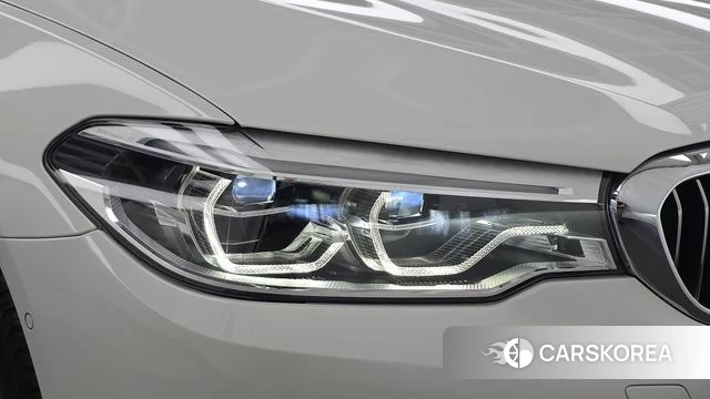 BMW 5 Series (G30) id 4918961 из Кореи 14