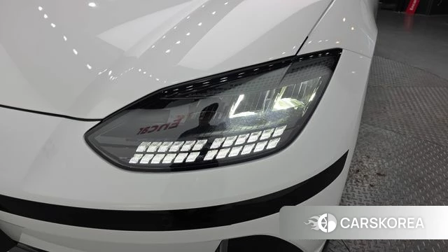 Hyundai Ionic 6 id 4494692 из Кореи 14