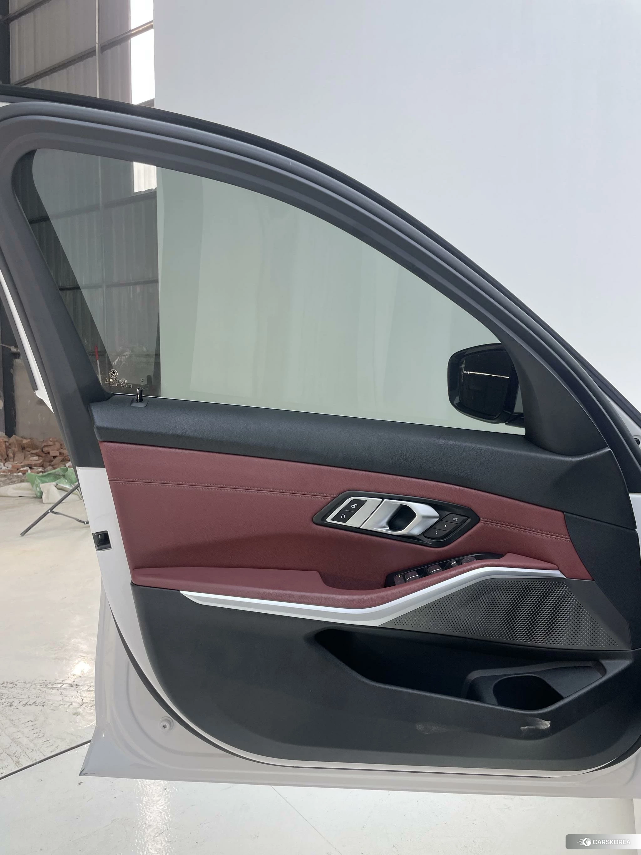 BMW 3 series 2022 Белый из Китая, фото 2