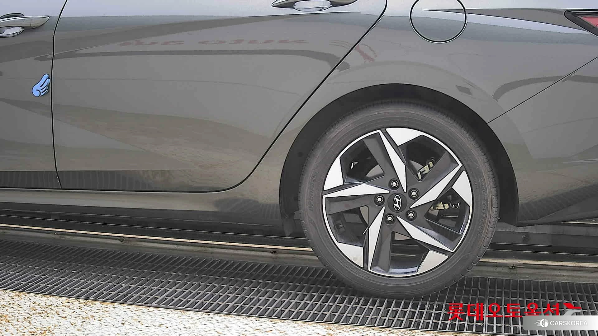 Hyundai Avante id 4347319 из Кореи 14