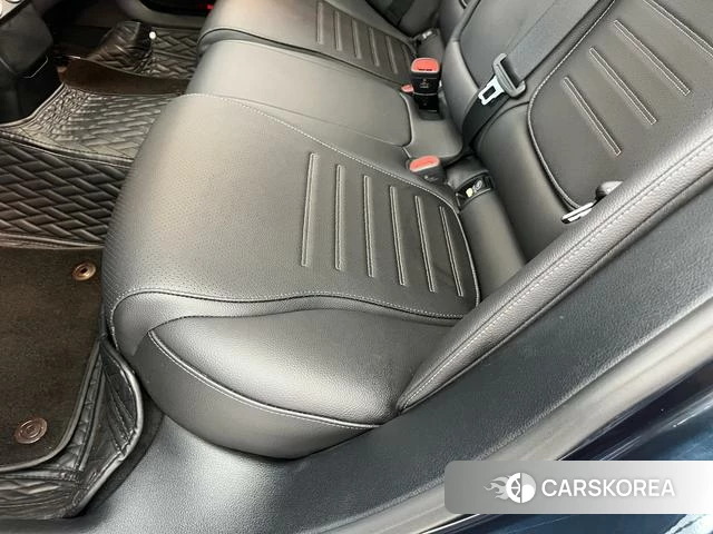 Mercedes-Benz Class C id 3993378 из Китая 14