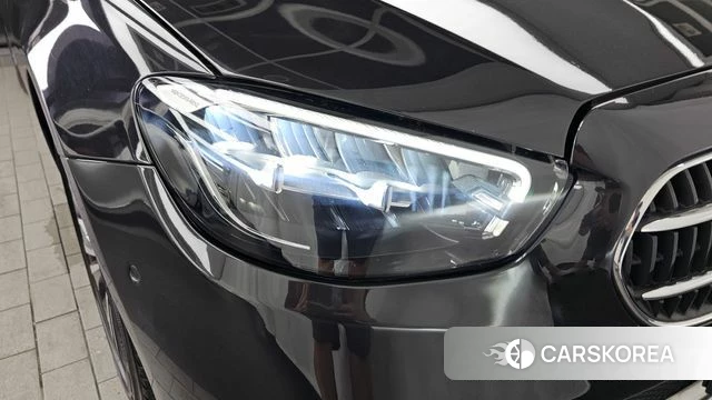 Mercedes-Benz E-Class W213 id 4712259 из Кореи 14