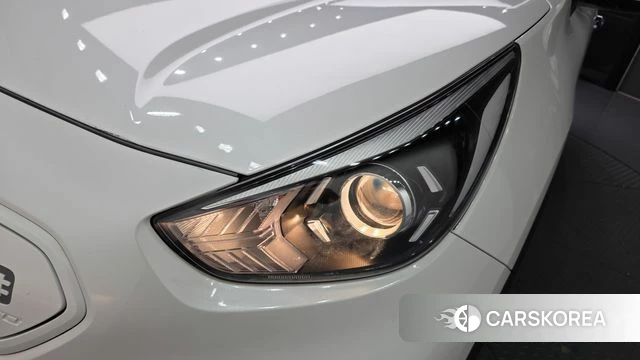 Kia Niro EV id 4283432 из Кореи 14