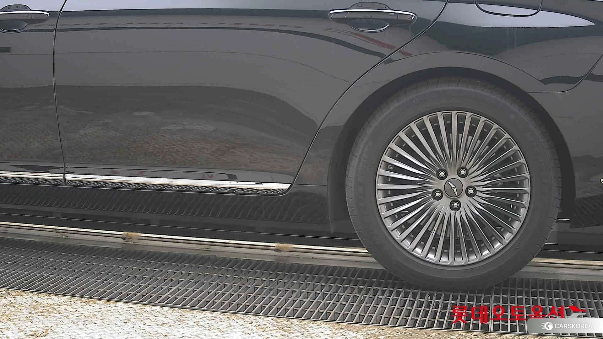 Hyundai G90 id 3869265 из Кореи 14