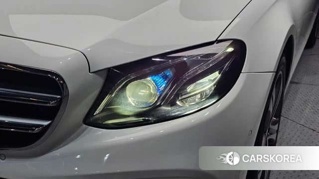 Mercedes-Benz E-Class W213 id 4586994 из Кореи 14
