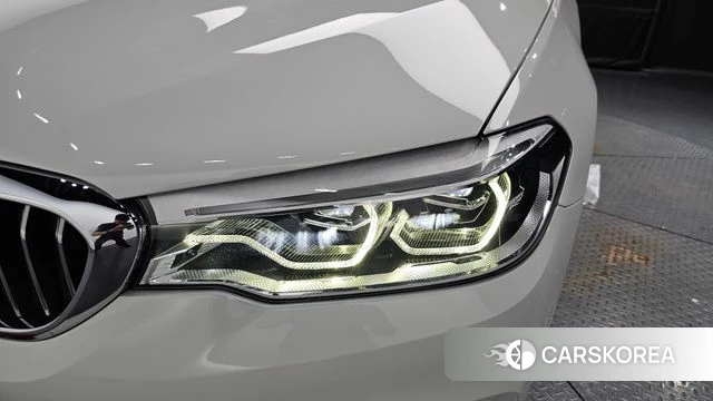 BMW 5 Series (G30) id 4417298 из Кореи 14
