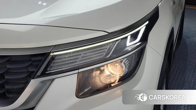 Kia Seltos id 4642503 из Кореи 14