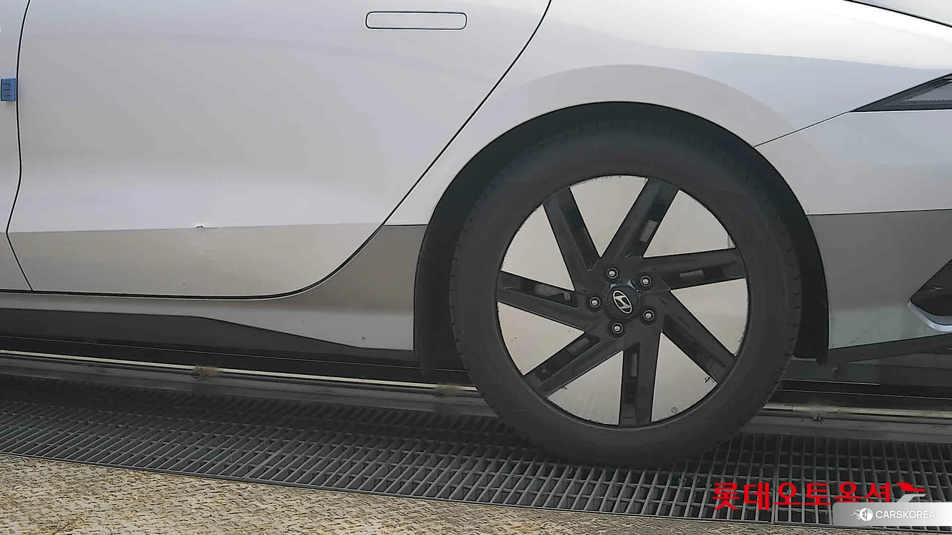 Hyundai IONIQ 6 id 3875826 из Кореи 14