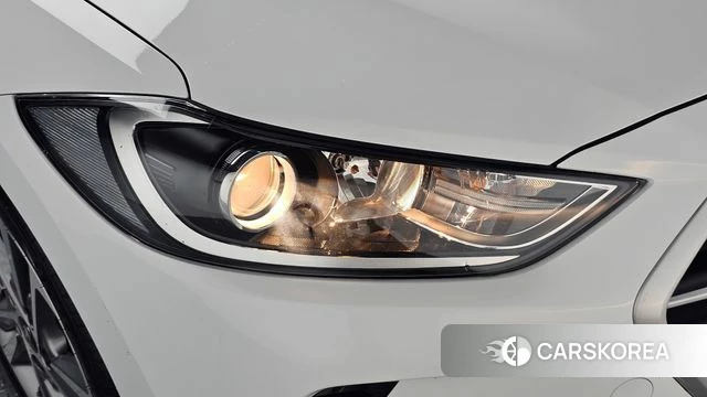 Hyundai Avante AD id 4610412 из Кореи 14