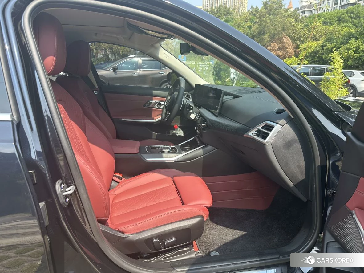 BMW 3 series id 4454661 из Китая 14